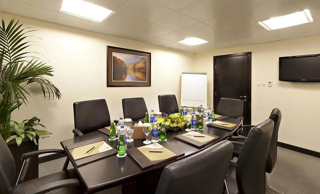 Al Manzel Hotel Apartments Abu Dhabi Emirati Arabi Uniti