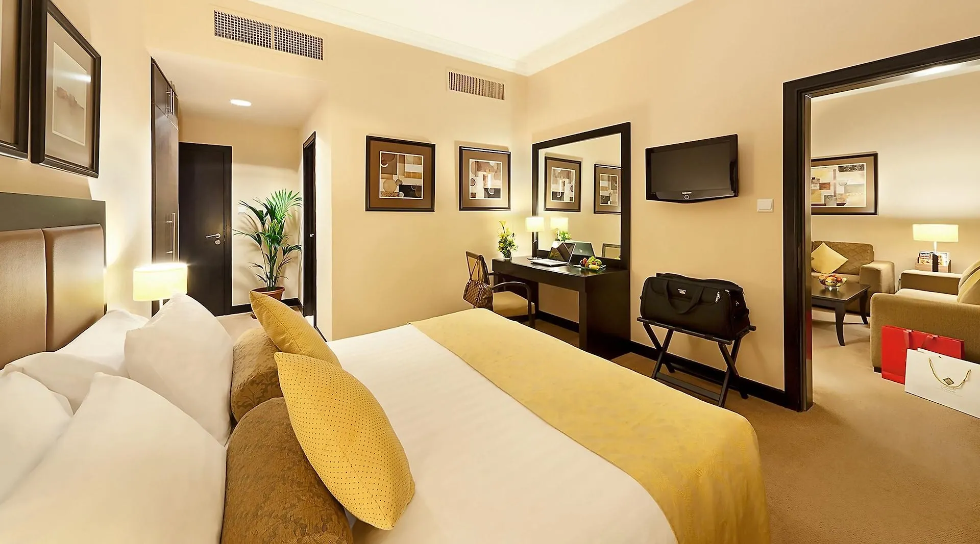 Al Manzel Hotel Apartments Abu Dzabi 4*,  Egyesült Arab Emírségek